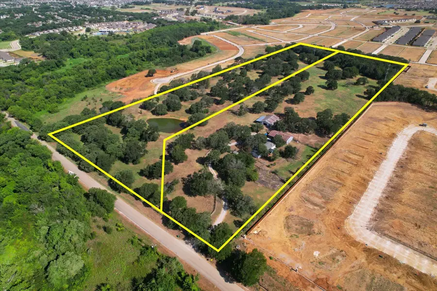 12029 Fishtrap Road, Aubrey, TX 76227 - Image #2