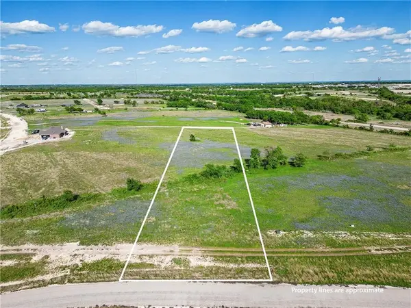 83 Crest View Trail, Hillsboro, TX 76645