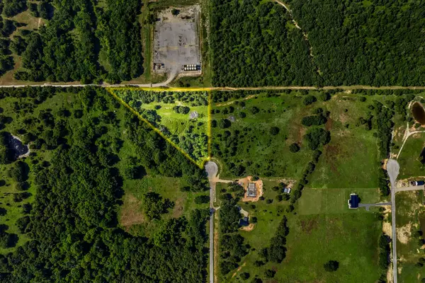 355 Trailride Lane, Nocona, TX 76255