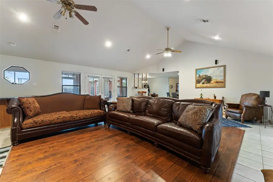 375 County Road 401, Comanche, TX 76442 - Image #3