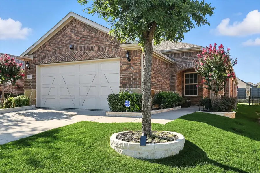 808 Freedom Lane, Little Elm, TX 76227 - Image #3