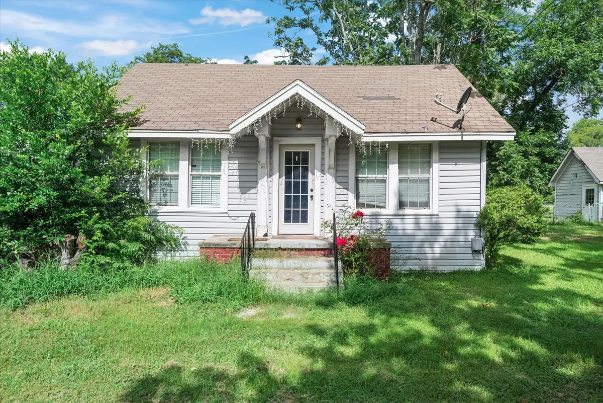 517 N Oleander Street, Grand Saline, TX 75140 - Image #1