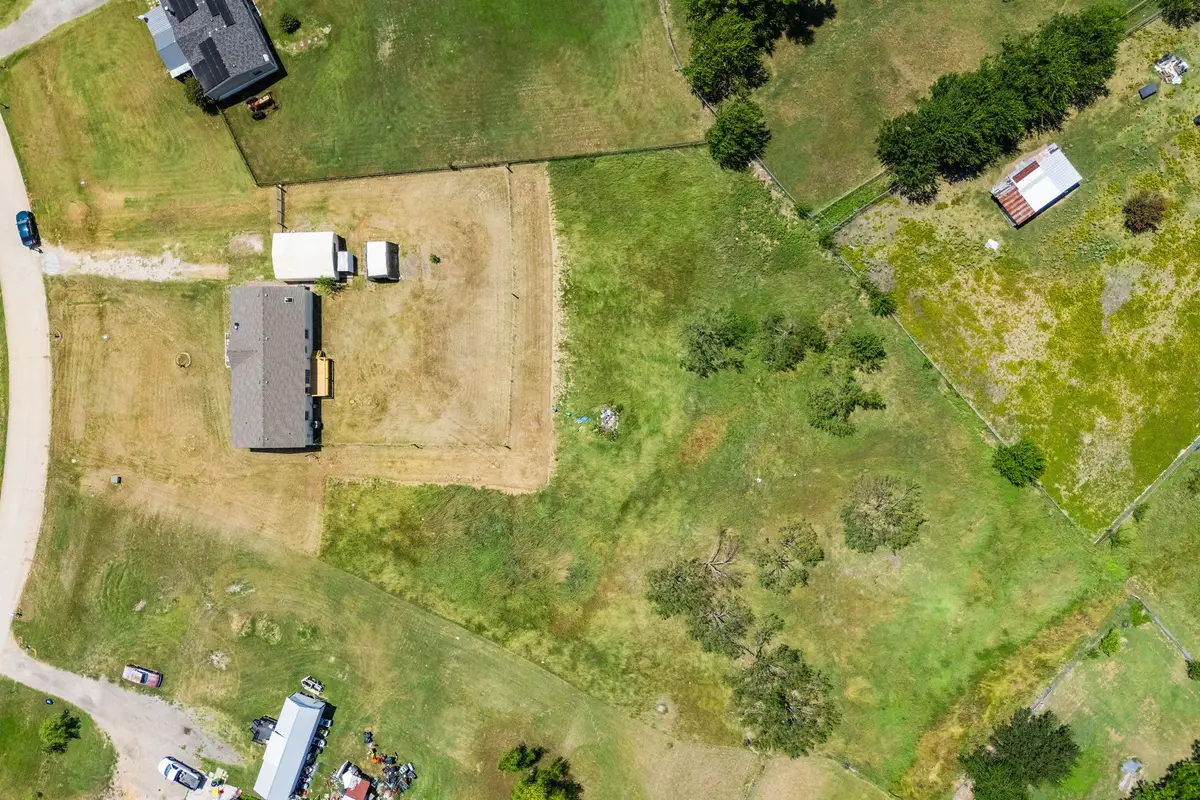 7112 Mitchell Drive, Terrell, TX 75160 - Image #1