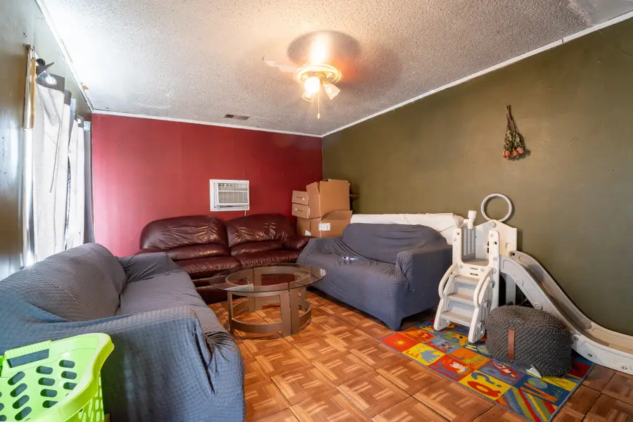 714 Neomi Avenue, Dallas, TX 75217 - Image #3