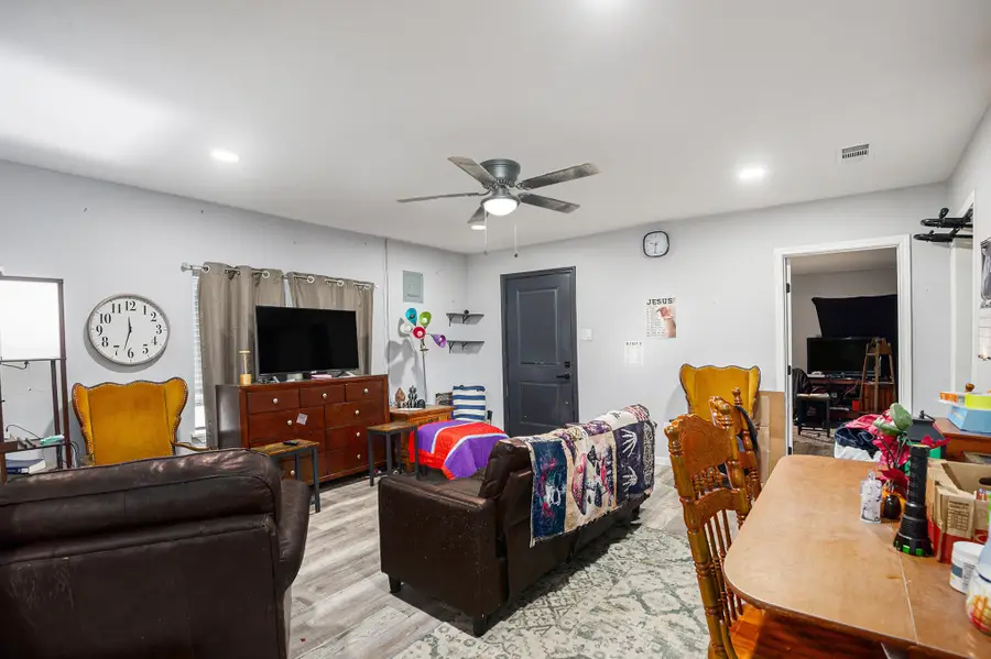 210 E 4th Street, Keene, TX 76059 - Image #3