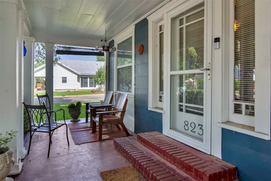 823 W Fischer Street, Sherman, TX 75092 - Image #3