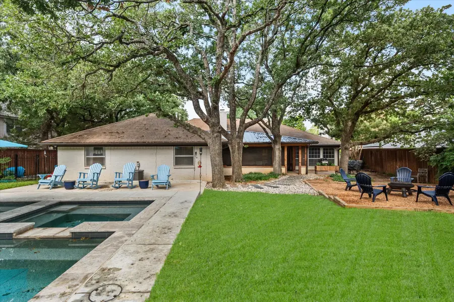 3907 Copperwood Court, Colleyville, TX 76034 - Image #2