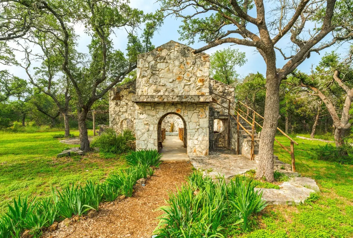 1218 Oakwood Loop, San Marcos, TX 78666 - #1