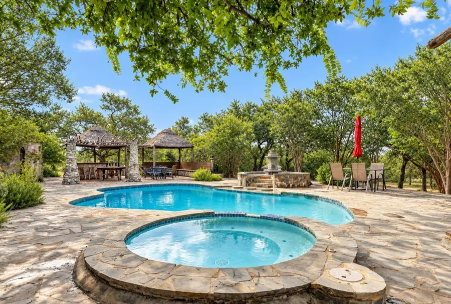 1218 Oakwood Loop, San Marcos, TX 78666 - #3