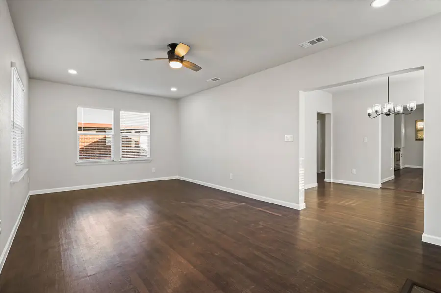 820 W College Street, Sherman, TX 75092 - Image #3