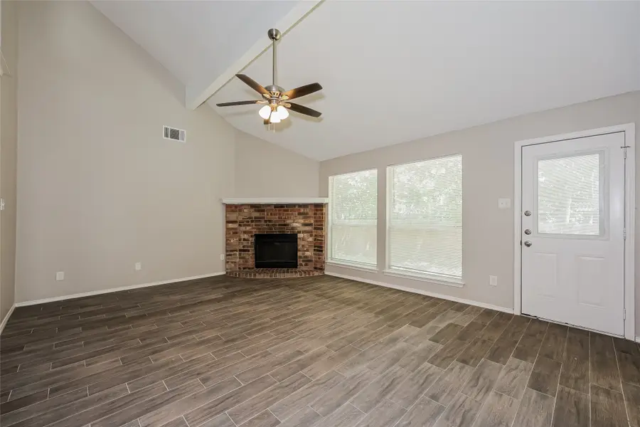 304 Meadow Street, Saginaw, TX 76179 - Image #3