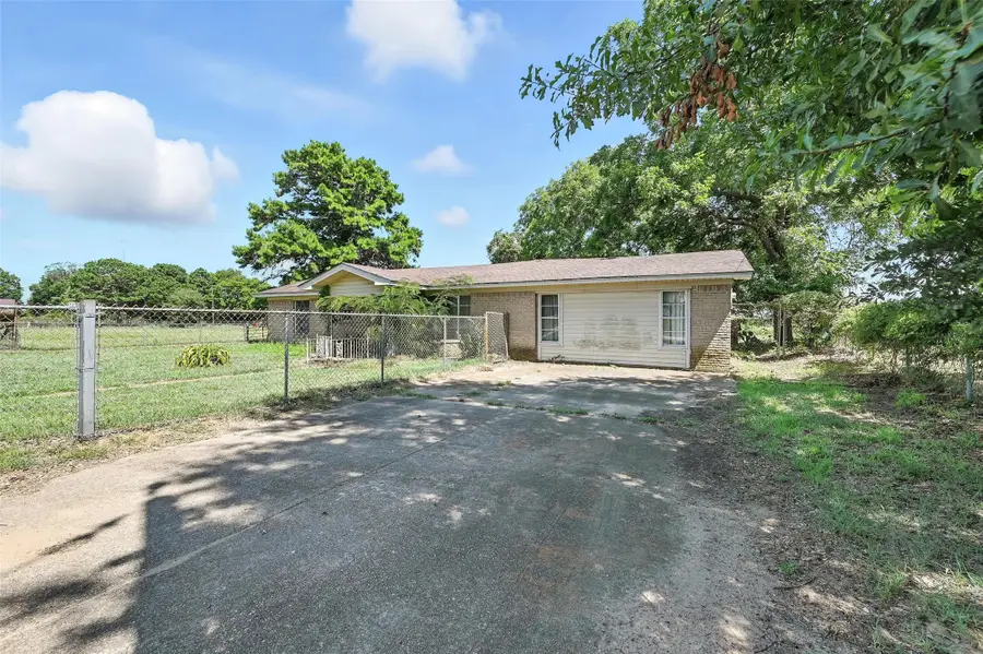 408 Alsdorf Street, Rosser, TX 75157 - Image #3