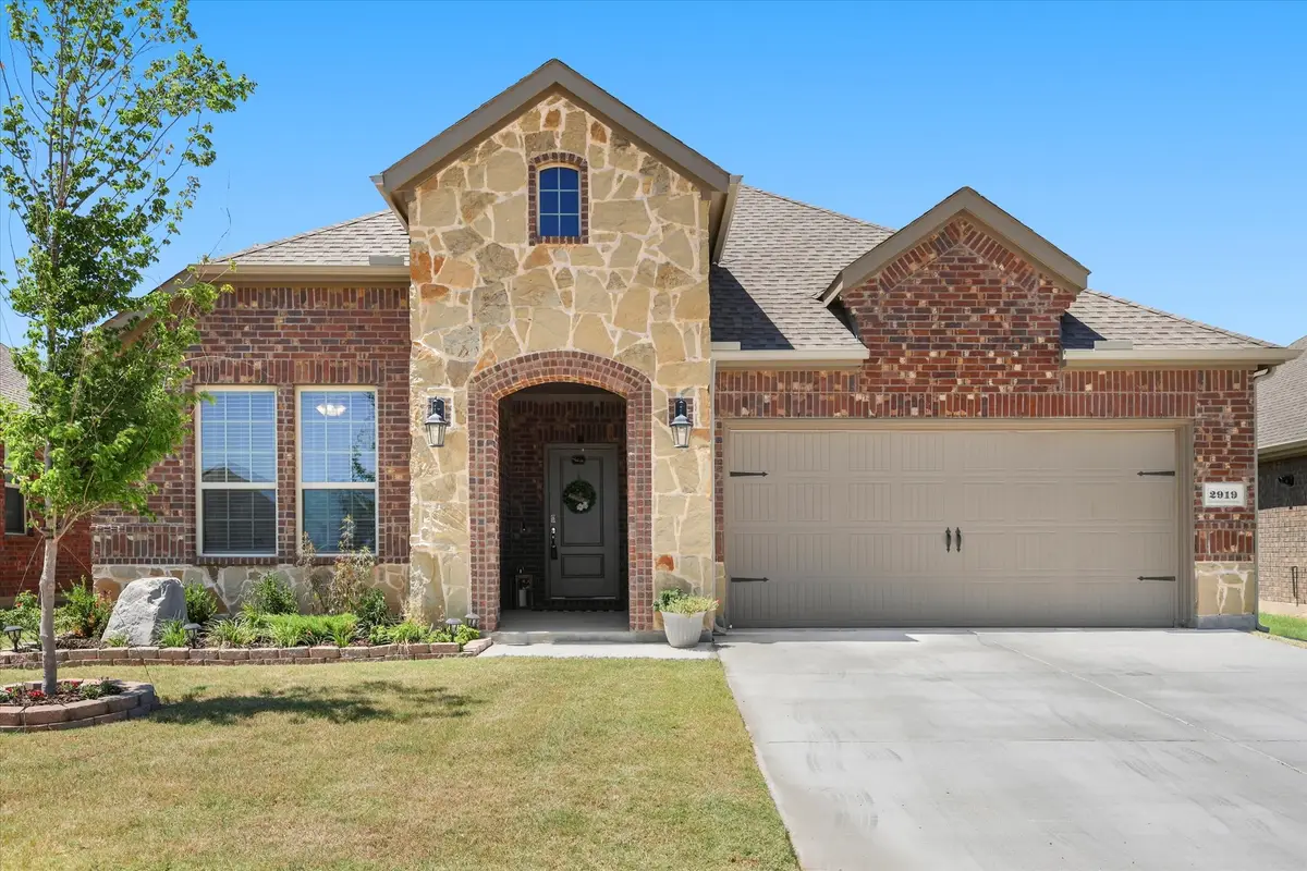 2919 Shetland Drive, Aubrey, TX 76227 - Image #1