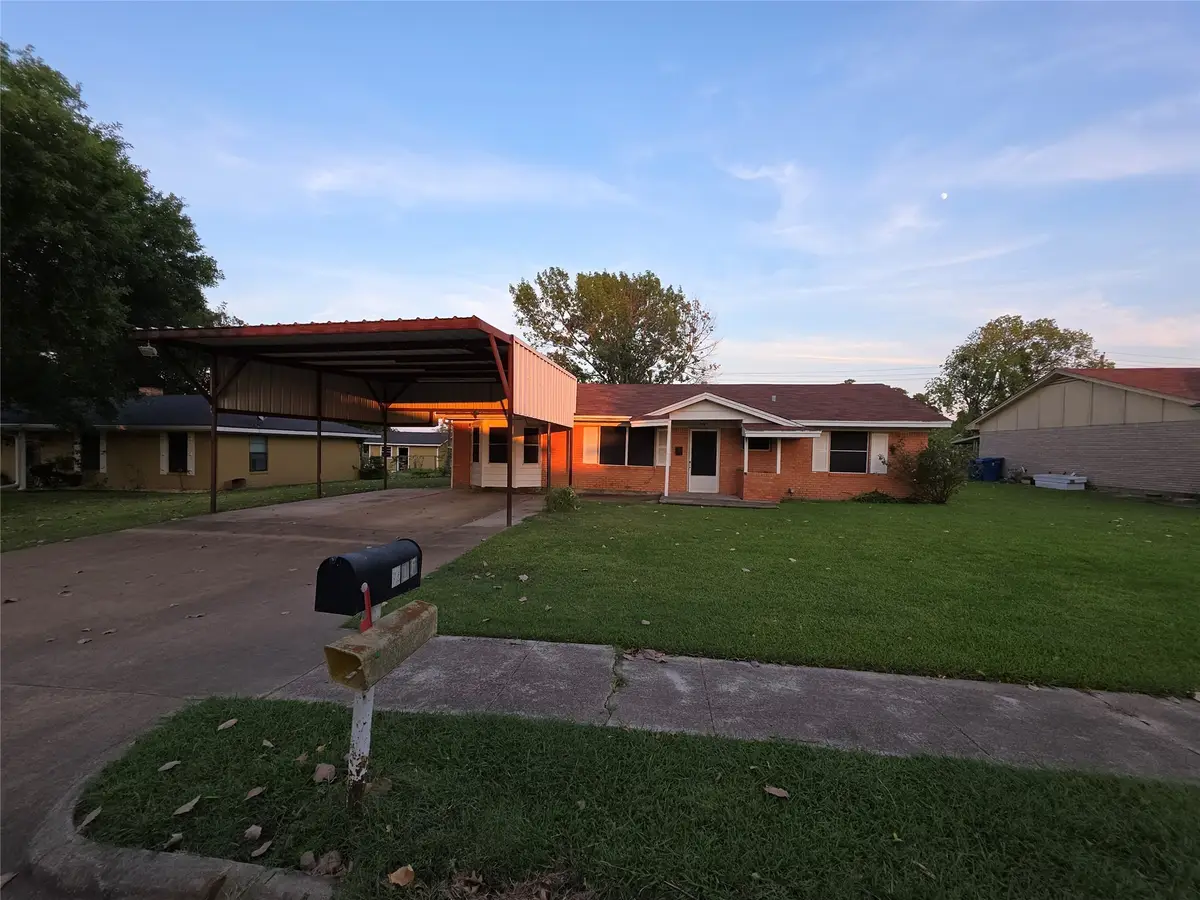 718 Contour Drive, Mexia, TX 76667 - #1