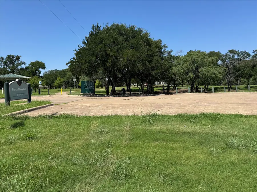 2415 Tally Ho Lane, Dallas, TX 75212 - Image #3