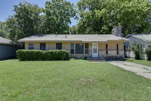 607 N Wood Street, Cleburne, TX 76033