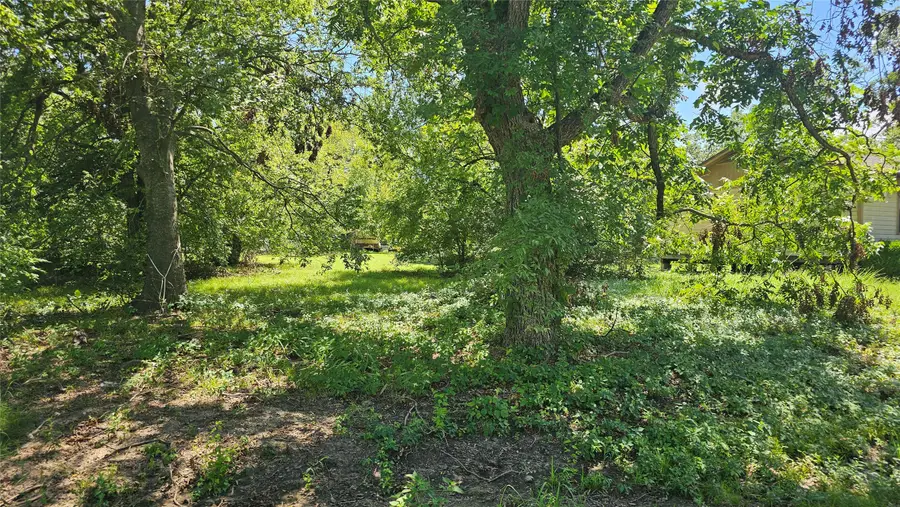 1609 Kennedy Street, Bonham, TX 75418 - Image #2