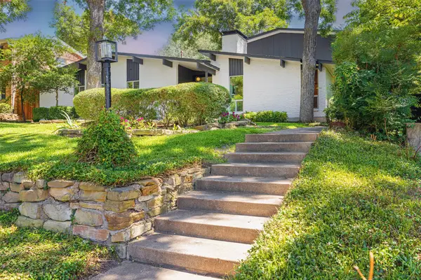 9740 Edgepine Drive, Dallas, TX 75238