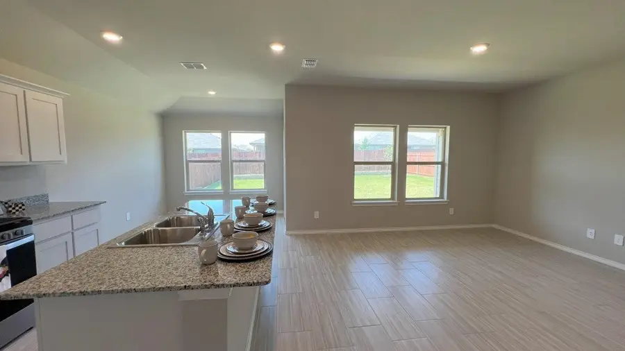 829 Round Robin Lane, Fort Worth, TX 76131 - Image #3