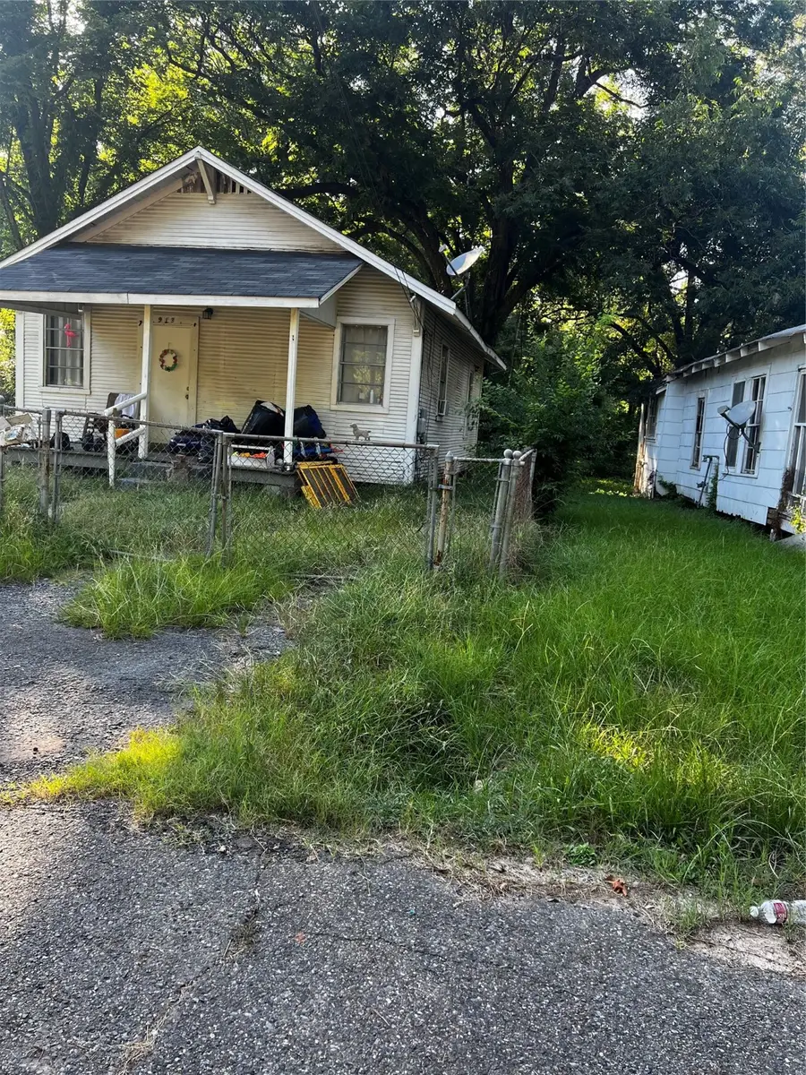 913 Bethany Street, Shreveport, LA 71106 - Image #2