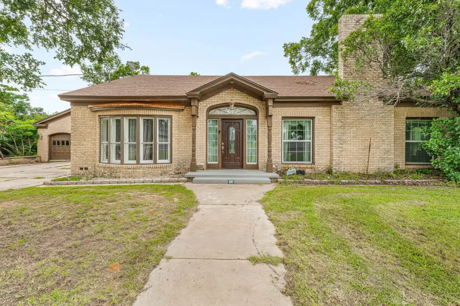 941 S Texas Street, De Leon, TX 76444 - Image #2