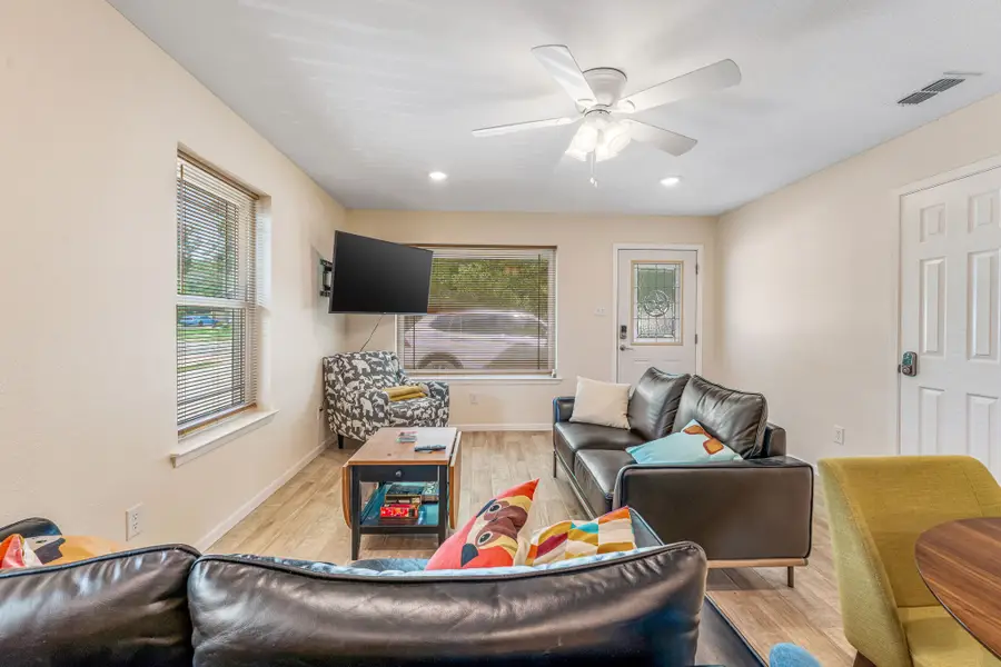 306 Dale Avenue, Stephenville, TX 76401 - Image #2