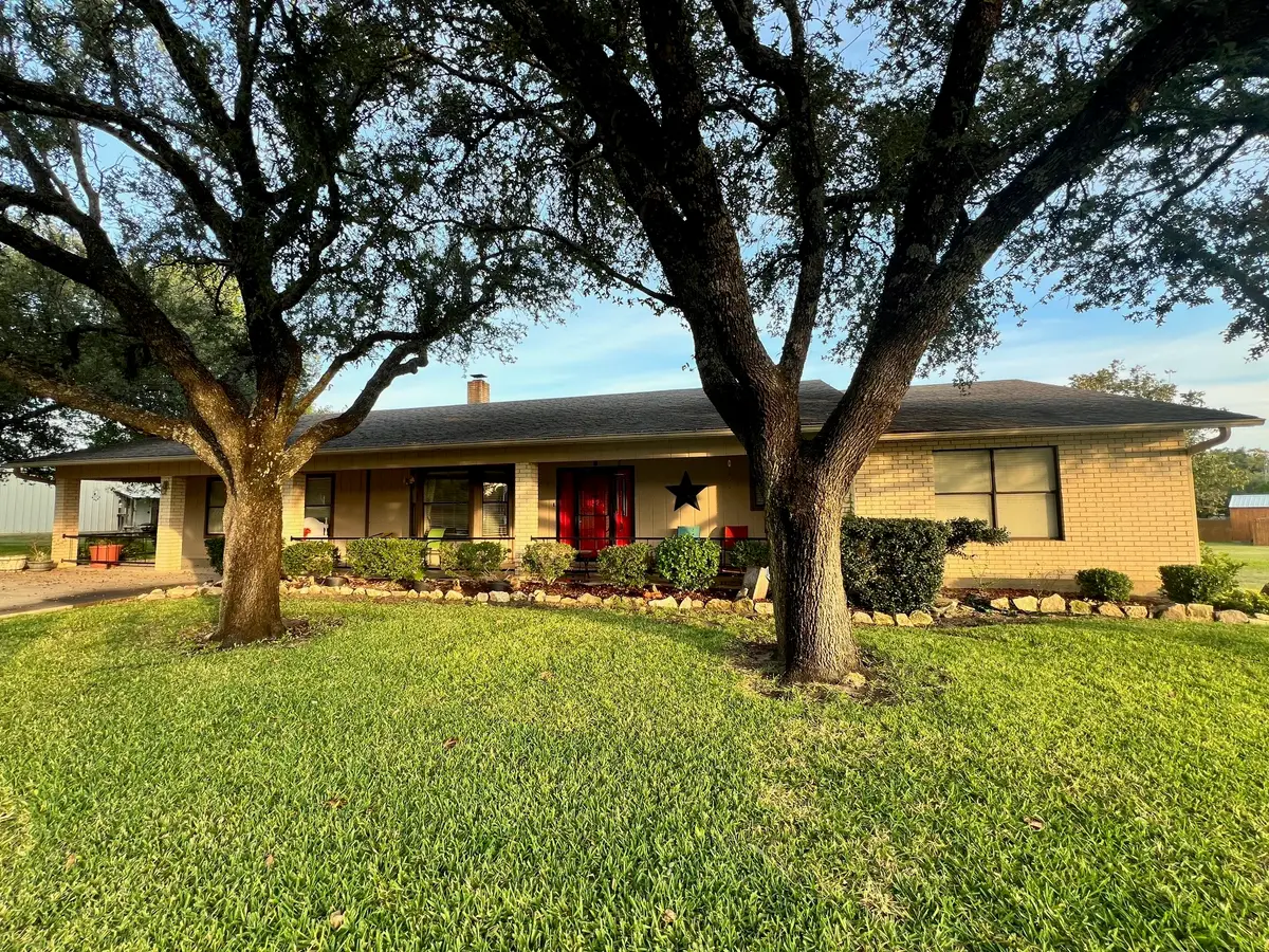 113 Bogey Circle, Comanche, TX 76442 - #1