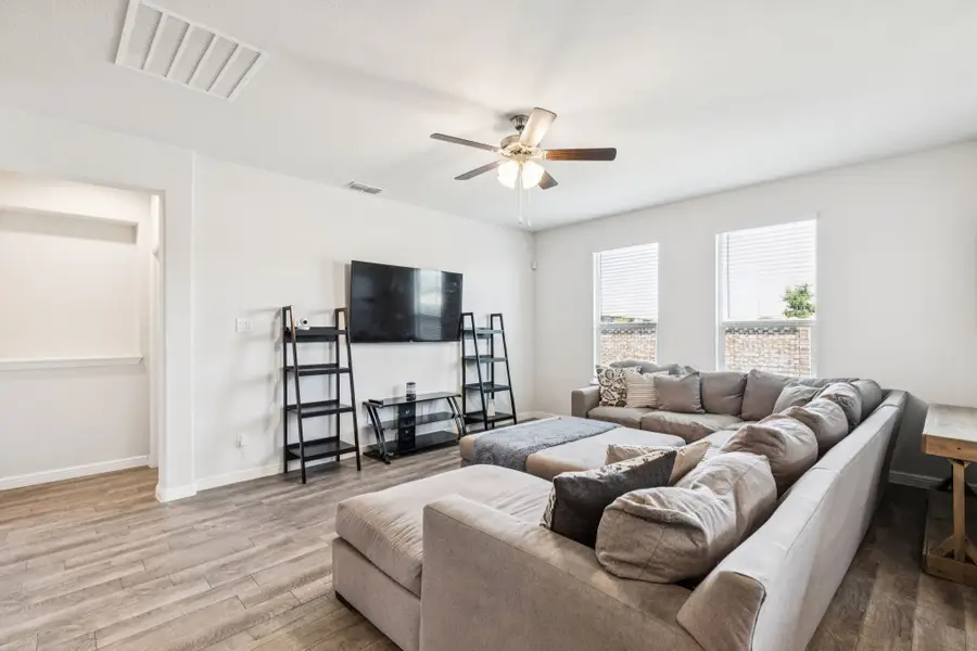 1449 Archway Court, Justin, TX 76247 - Image #3