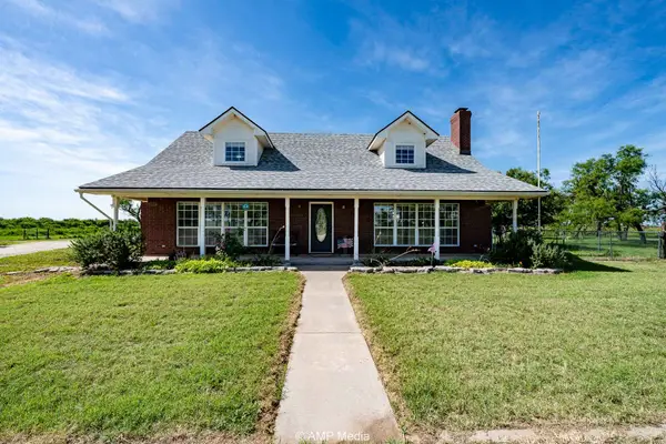 1869 Fm 605, Hawley, TX 79525