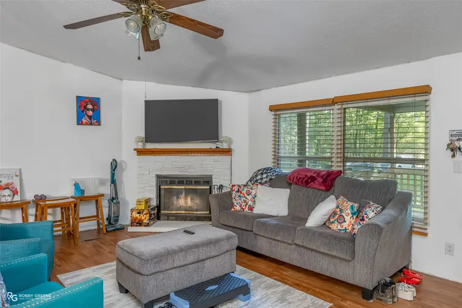 243 N Cloverleaf Drive, Haughton, LA 71037 - Image #2