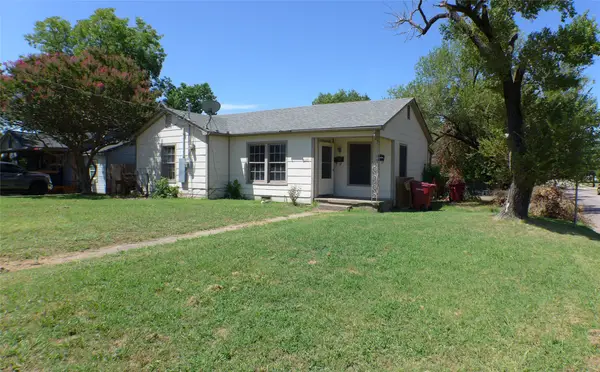 1826 N Highland Avenue, Sherman, TX 75092
