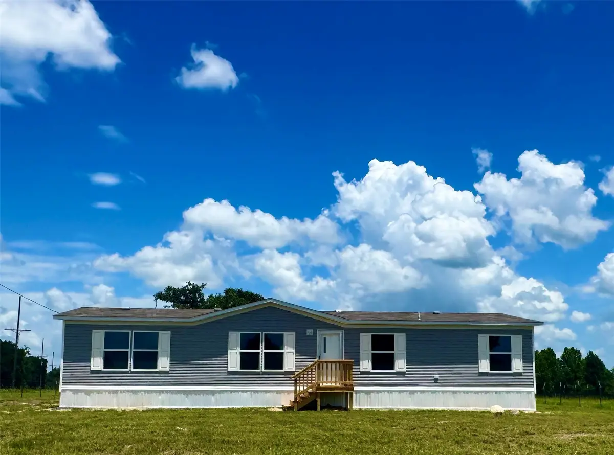 919 Golden Acres, Buffalo, TX 75831 - Image #1