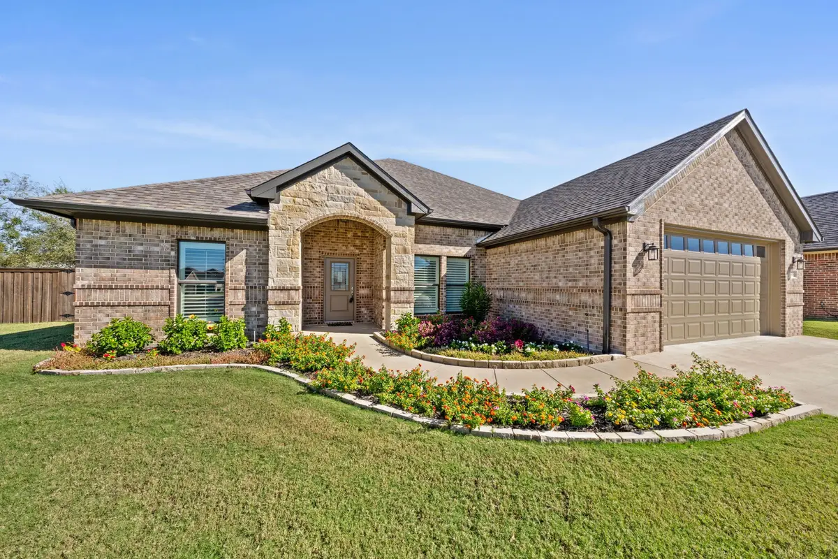 535 Limestone Circle, Mabank, TX 75147 - Image #1