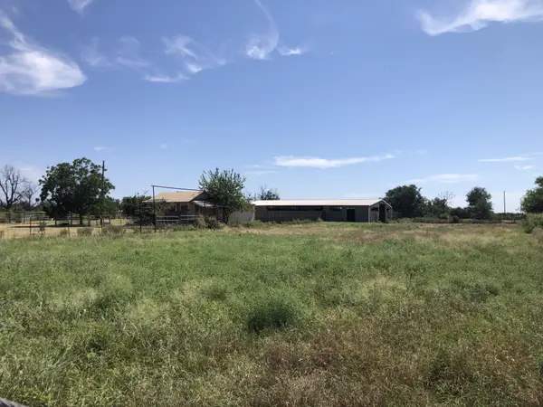 207 Vivian Street, Ranger, TX 76470