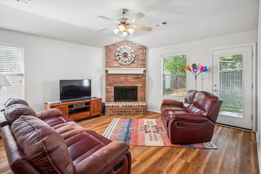 1532 Carrigan Lane, Denton, TX 76207 - Image #2