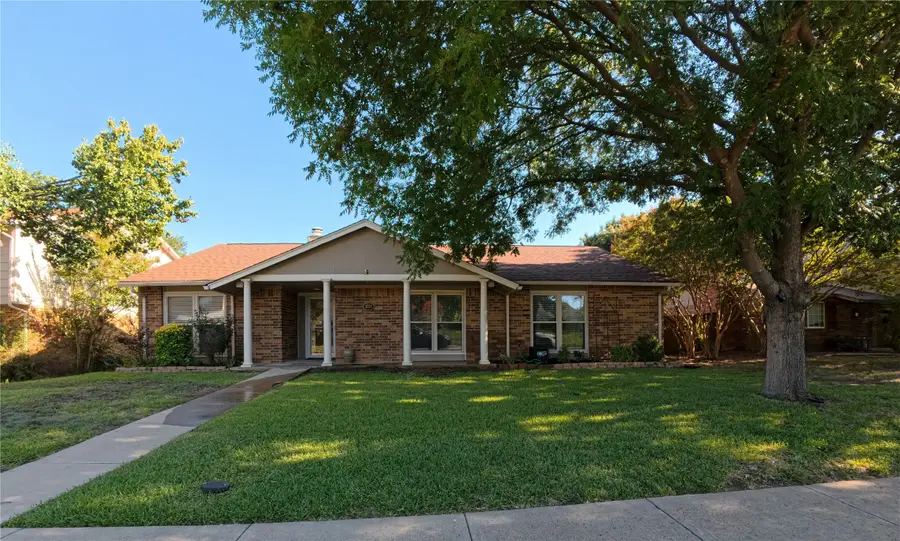 1738 Hartford Drive, Carrollton, TX 75007 - Image #2
