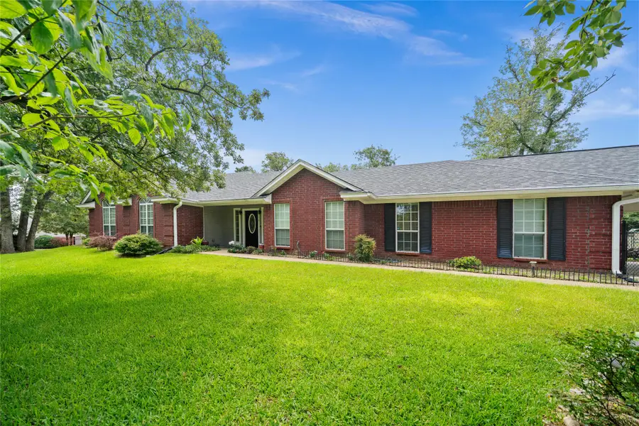 306 Brentwood Drive, Athens, TX 75751 - Image #2