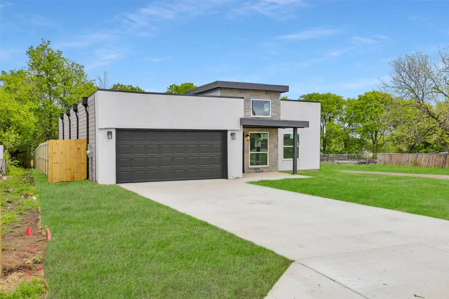 206 E Gilmer Street, Rice, TX 75155 - Image #3