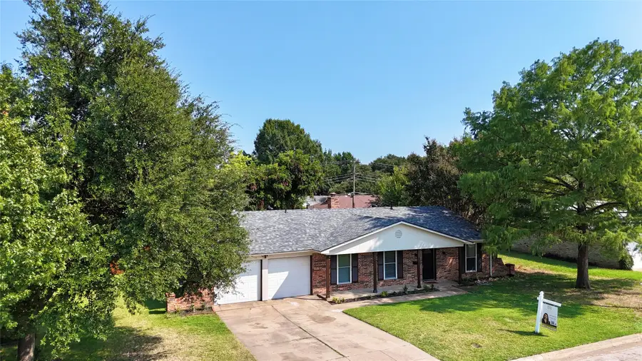 5705 Waits Avenue, Fort Worth, TX 76133 - Image #2