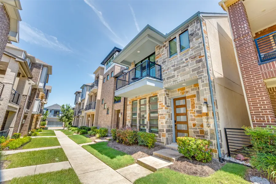 8269 Laflin Lane, Dallas, TX 75231 - Image #3