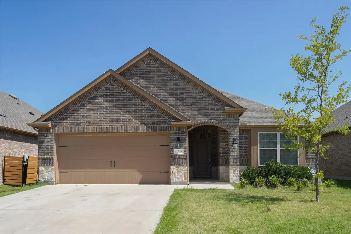 11221 Ranchera Drive, Aubrey, TX 76227 - Image #1
