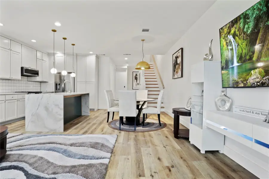 183 S Prairie Avenue, Dallas, TX 75226 - Image #3