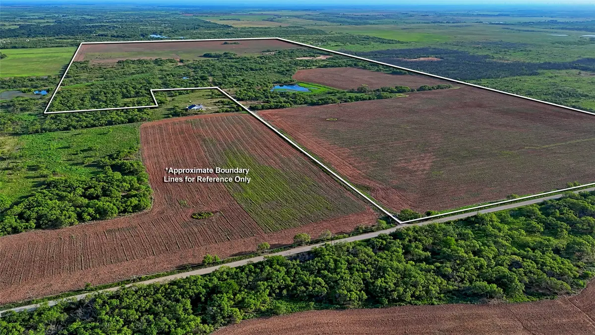 2463 Raymond Edwards Road, Henrietta, TX 76365 - Image #1