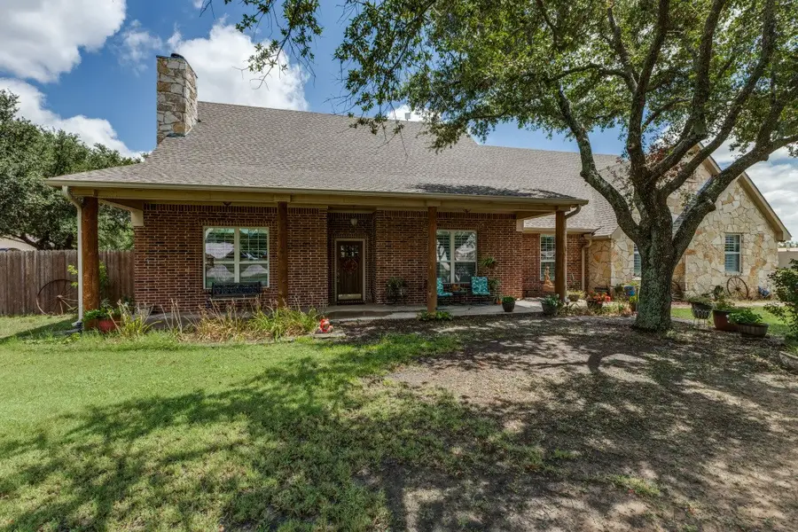 225 Pear Tree Lane, Collinsville, TX 76233 - Image #3