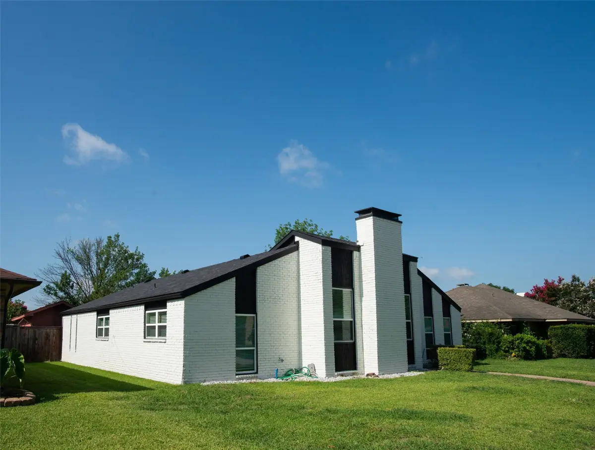 2214 Roundrock Drive, Carrollton, TX 75007 - Image #1