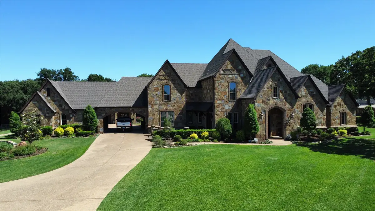 10400 Legacy Estates Drive, Burleson, TX 76028 - Image #1