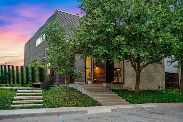 6 Vanguard Way, Dallas, TX 75243
