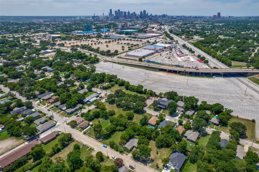 4423 Metropolitan Avenue, Dallas, TX 75210 - Image #2