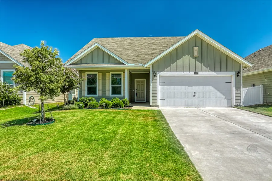 9025 Huxley Drive, Providence Village, TX 76227 - Image #2