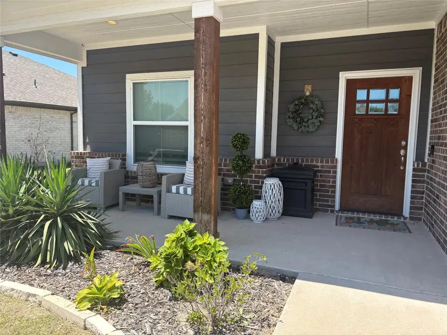 1104 Southridge Lane, Sherman, TX 75092 - Image #2